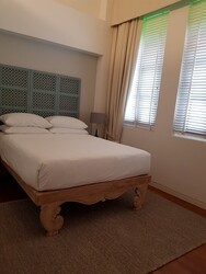 Lorong 41 Geylang (D14), Condominium #331665981